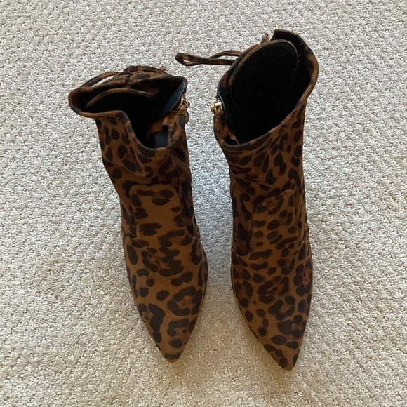 Leopard High Heel Curio Boots - Picture 2 of 4